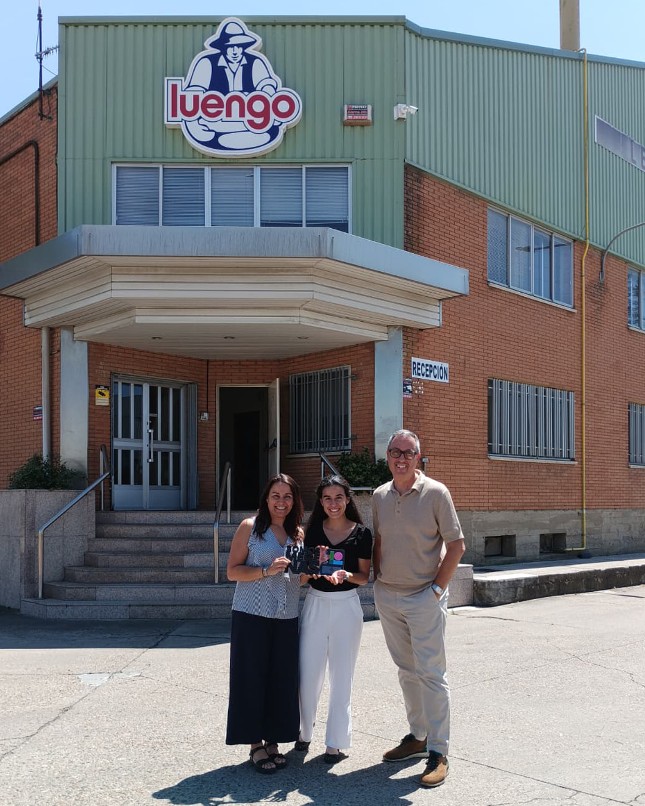Entrega de la distinción Somos Mecenas a Legumbres Luengo