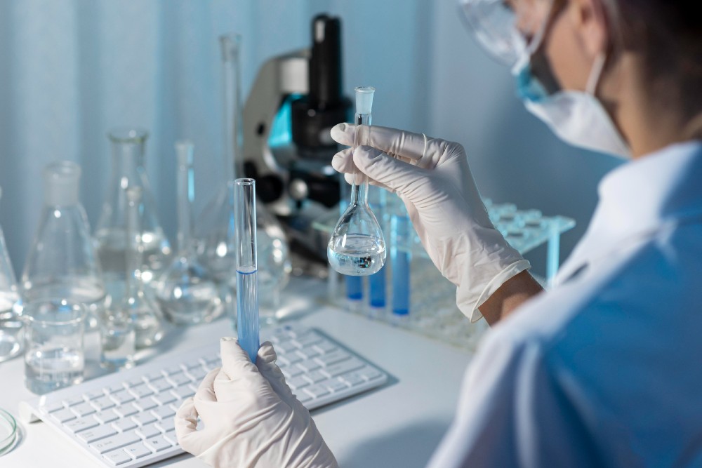 Grado en perfiles STEM: Ingeniería, Biología, Biotecnología o afines 